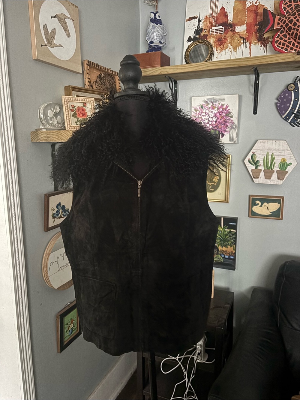 Lisa International black suede leather faux fur vest size L